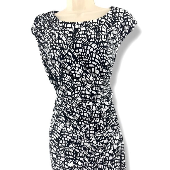 Coldwater Creek Black & White Print Ruched‎ Sheath Dress Size 12 Sleeveless - Picture 2 of 7